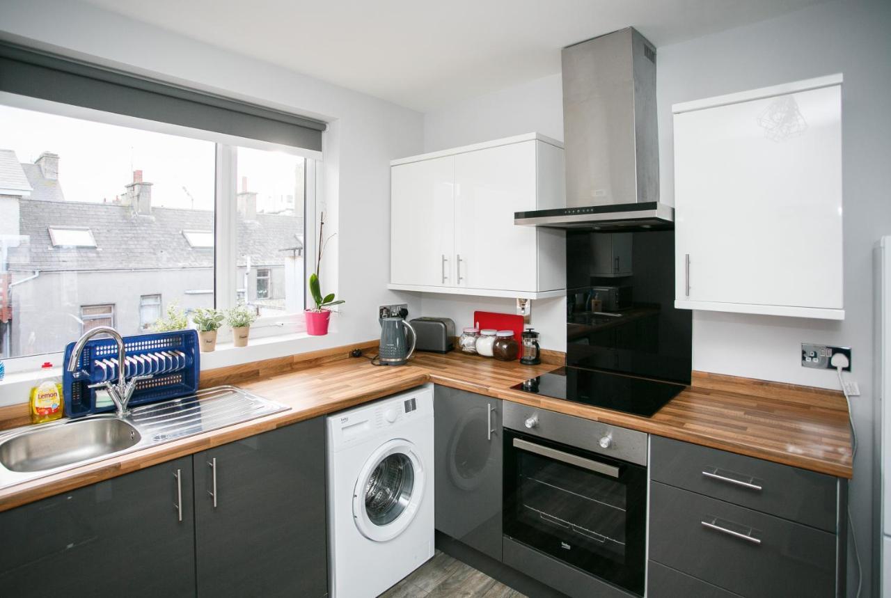 Apt3, No 2 Antrim Gardens, Portrush With Seaview Esterno foto
